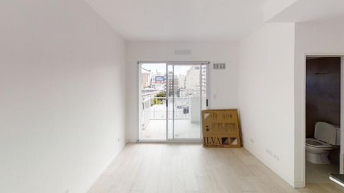 Imagen 4 de 12 de Departamento De Categoria 3 Ambientes C/balcon Al Frente - Caballito
