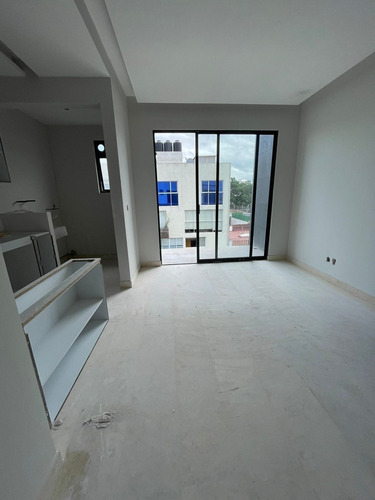 Imagen 2 de 18 de Departamento 202 En Hermoso Condominio Con Rg A La Venta