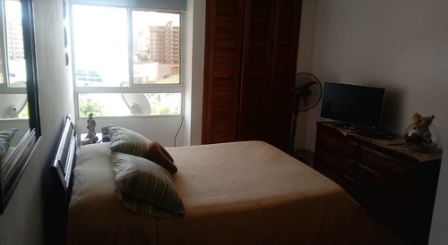 Imagen 7 de 10 de En Alquiler Lindo Apto En Playa El Ángel