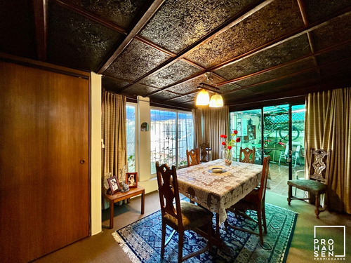 Amplia Casa Con Excelente Ubicación I Manquehue