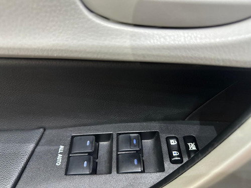 Toyota Corolla 2.0 16v Xei Flex Multi-drive S 4p