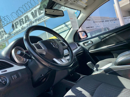 Imagen 5 de 15 de Dodge Journey 2018 2.4 Sxt 7 Pasajeros At