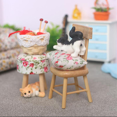 Set De Sillas En Miniatura Para Casa De Muñecas, Estilo B