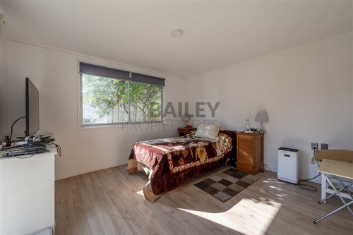 Casa En Venta De 5 Dormitorios (cercana A Jumbo Montemar)