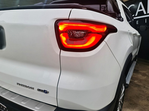 Imagem 3 de 17 de Fiat Toro 1.8 16v Evo Freedom Open Edition 2017