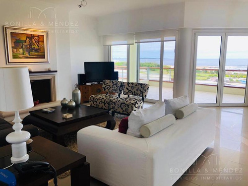 Veramansa, 4 Suites, Toilette, Dep, Parrillero Propio, 2 Cocheras