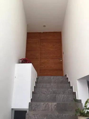 Se Vende Preciosa Casa En Punta Esmeralda, De Lujo Y De Autor !!
