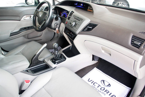 Honda Civic 1.8 Lxs 16v Flex 4p Manual
