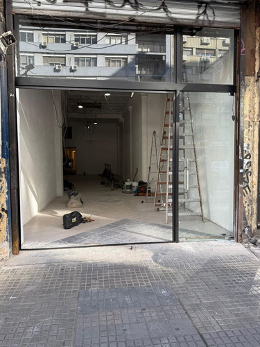 Alquiler Local Comercial 200 Mts 2 En 18 De Julio Cordón.