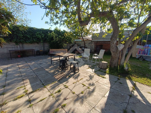 Casa En Venta De 4 Dorm. En Peñaflor