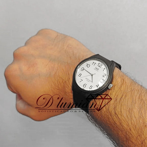 Imagem 4 de 8 de Relogio Masculino Q&q By Citizen Preto Silicone Vr28j002y