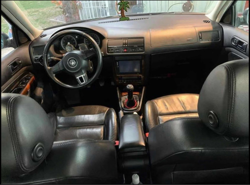 Volkswagen Bora 1.8 Highline T 180cv Cuero 2008