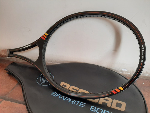 Raqueta Record Graphite Born -ind Argentina- Martinéz Negro 4 (Usado)