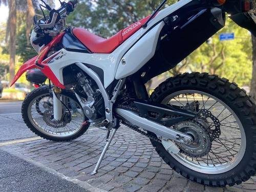 Imagen 4 de 7 de Honda Crf 250 L Año 2014