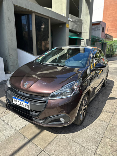 Peugeot 208 1.6 In Concert
