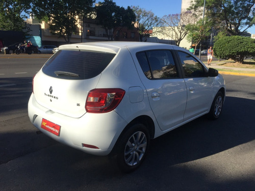Renault Sandero Dynamique 2017 1.6 5 Puertas Blanco