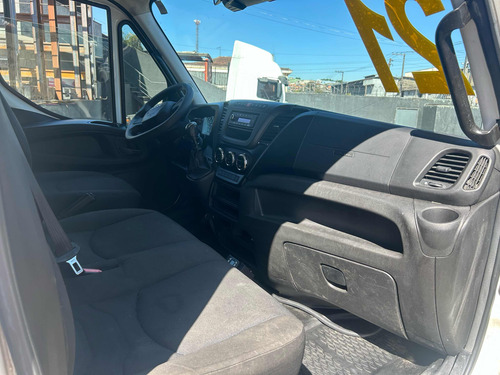 Iveco Daily 35150 2021 Bau Refrigerado -15c 151.000km
