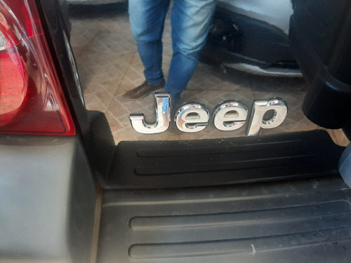 Imagem 5 de 10 de Jeep Cherokee
