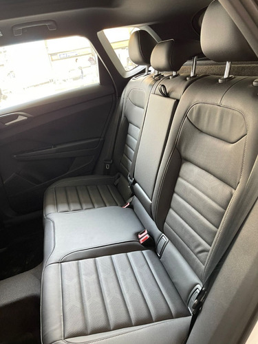 Imagen 7 de 14 de Volkswagen Taos Highline 250 Tsi Automática Vw Automatico U0