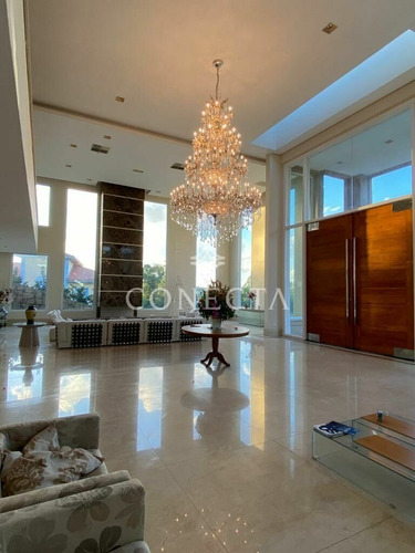 Imagem 24 de 30 de Tamboré 01 | Casa Alto Padrão | 5 Suítes | A Venda | Amplo Living | Salão De Festas | Fino Acabamento - Cnc1228