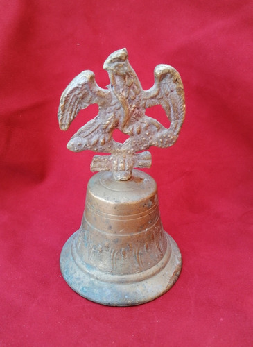 Campana De Bronce Con Águila Antigua. 