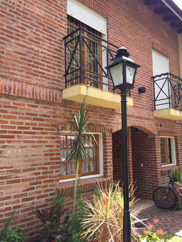 Imagen 2 de 23 de En Venta - Excelente Triplex Bº Village Ii - San Miguel