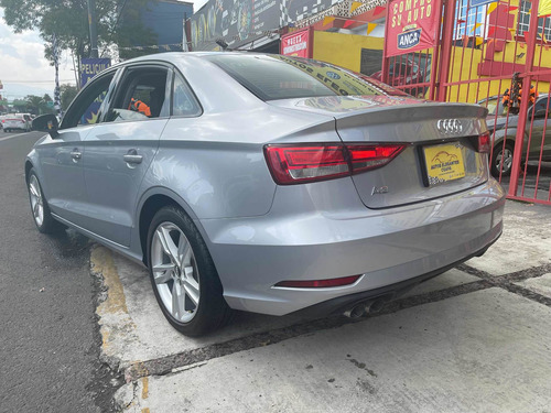 Imagen 3 de 13 de Audi A3 2018 1.4 Sedán Dynamic At Dsg