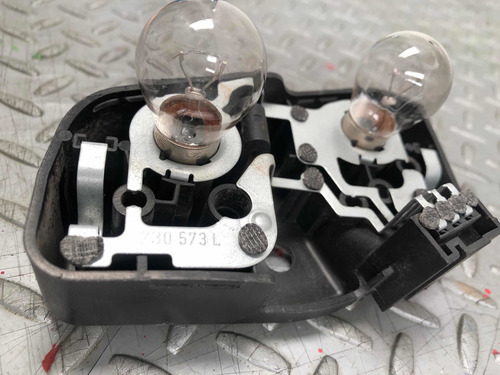 Porta Focos Tra Izq Bmw 320 I Aut V6 2.2 98/2007 (Usado)