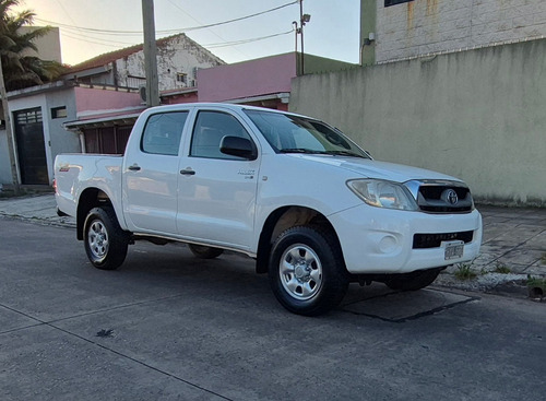 Toyota Hilux Pick-Up 2.5 Dx Pack Cab Doble 4x4 (2009)