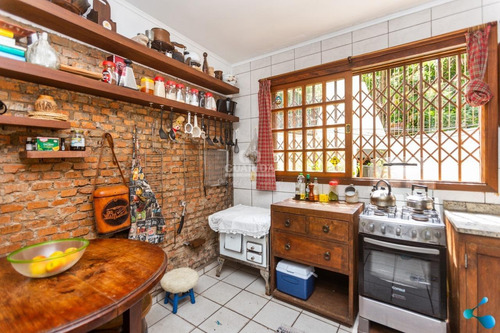 Casa Em Condomínio Para Aluguel, 3 Quartos, 1 Vaga, Teresopolis - Porto Alegre/rs - 5500