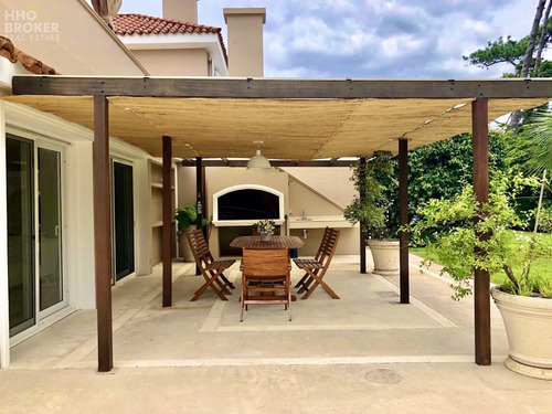 Excelente Propiedad A Pasos Del Mar - Playa Brava - Punta Del Este- Ref: 129