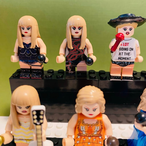 Minifiguras Lego The Eras Tour Taylor Swift (Usado)