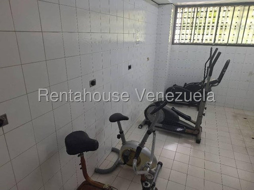 Rm Apartamento En Alquiler En El Recreo, Distrito Metropolitano