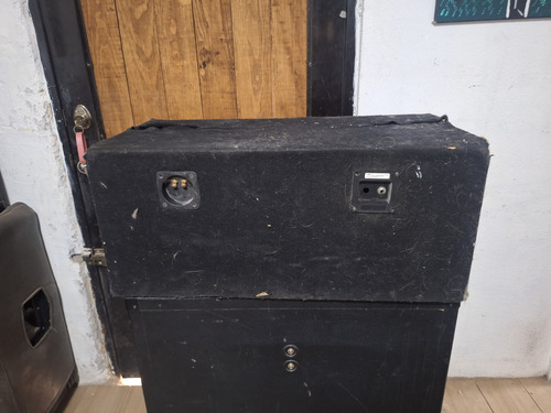 2x12 Cab Negro (Usado)