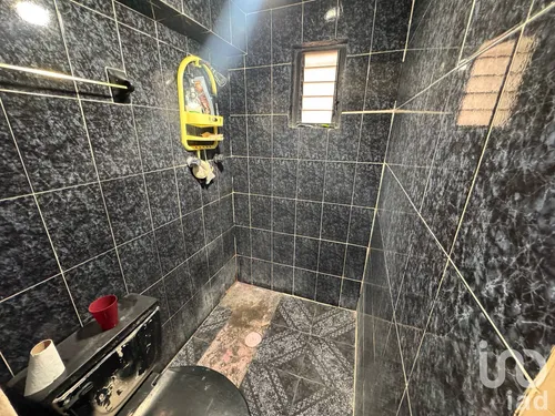 Venta Casa 5 Ambientes Metropolitana Tercera Sección
