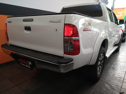Toyota Hilux Cabine Dupla Hilux 3.0 Tdi 4x4 Cd Std 2015