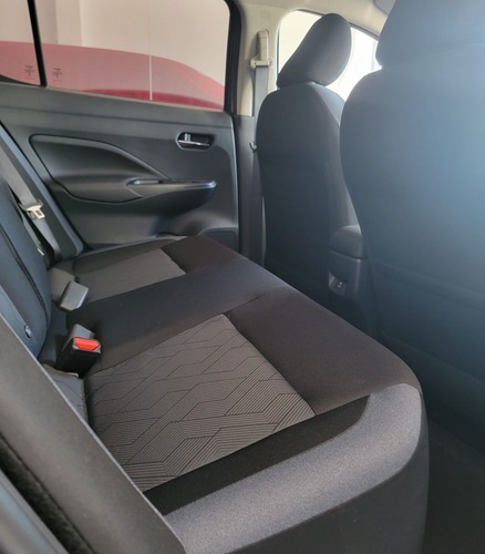 Nissan Versa 1.6 Advance Cvt