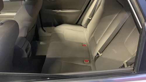 Nissan Sentra 1.8 Sense Mt