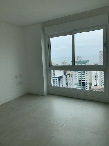 Imagem 9 de 18 de Excelente Apartamento No Centro De Balneário Camboriú, Ótima Localização. - Ap00892 - 34215009