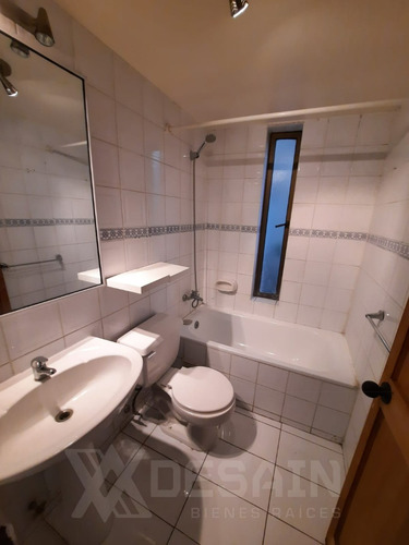 Departamento En Venta, 3d+ Servicio, Av. Cristóbal Colón