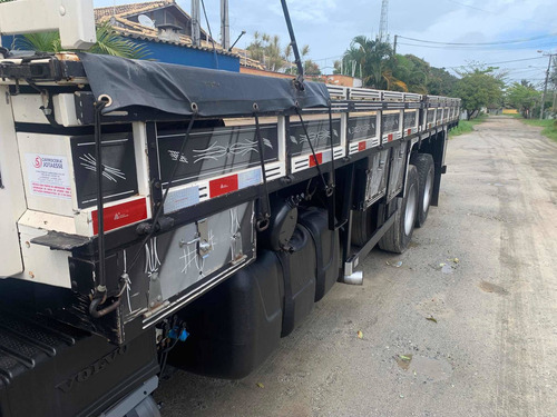 Imagem 2 de 9 de Volvo Vm 270 Automático