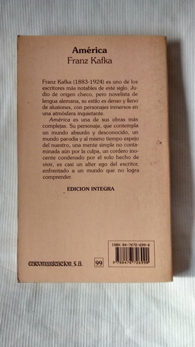 Imagen 3 de 4 de America - Franz Kafka Editorial Fontana Clasicos Universales