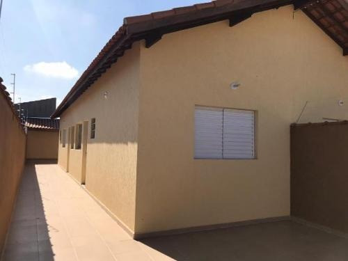 Imagem 1 de 12 de Casa No Bairro Nova Itanhaém Com Churrasqueira - 7009 Npc