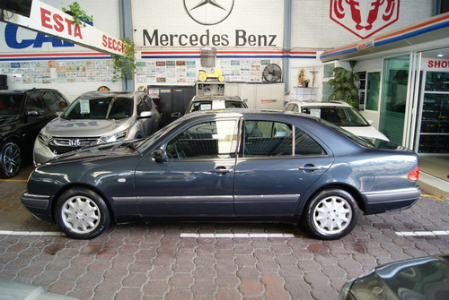 Imagen 7 de 15 de Mercedes Benz E-280 Elegance 1997. 5 Velocidades. Impecable.