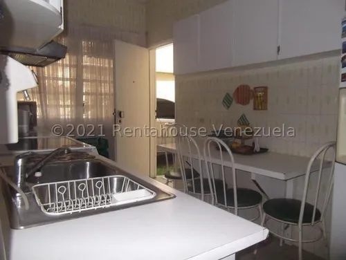 Casas En Venta Mls #25-12038