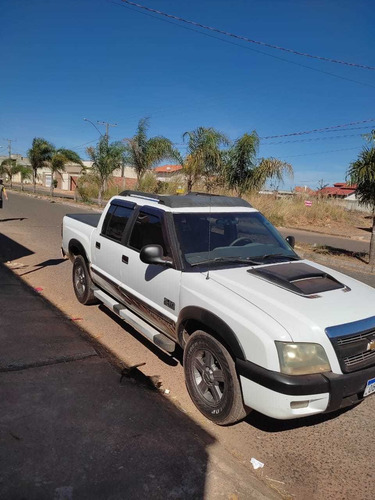 Chevrolet S10 2011 2.4 Rodeio Cab. Dupla 4x2 Flexpower 4p