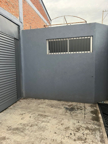 Bodega En Renta De 450 M² Con Oficina