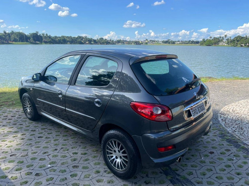 Imagem 2 de 9 de Peugeot 207 1.4 Xr Sport 8v Flex 4p Manual