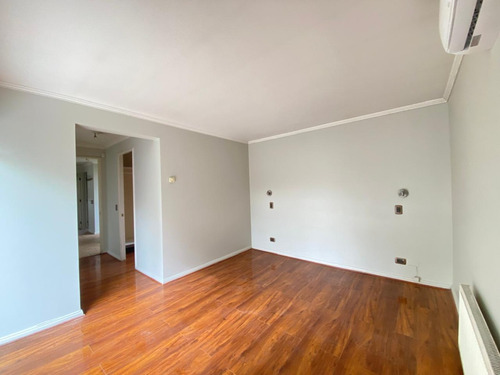 Acogedora Casa En Barrio Residencial, Con Acceso Controlado.