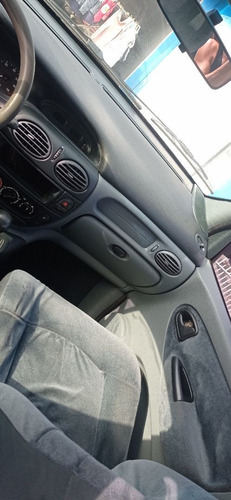 Imagem 9 de 11 de Renault Scenic 1999 2.0 Rt 5p